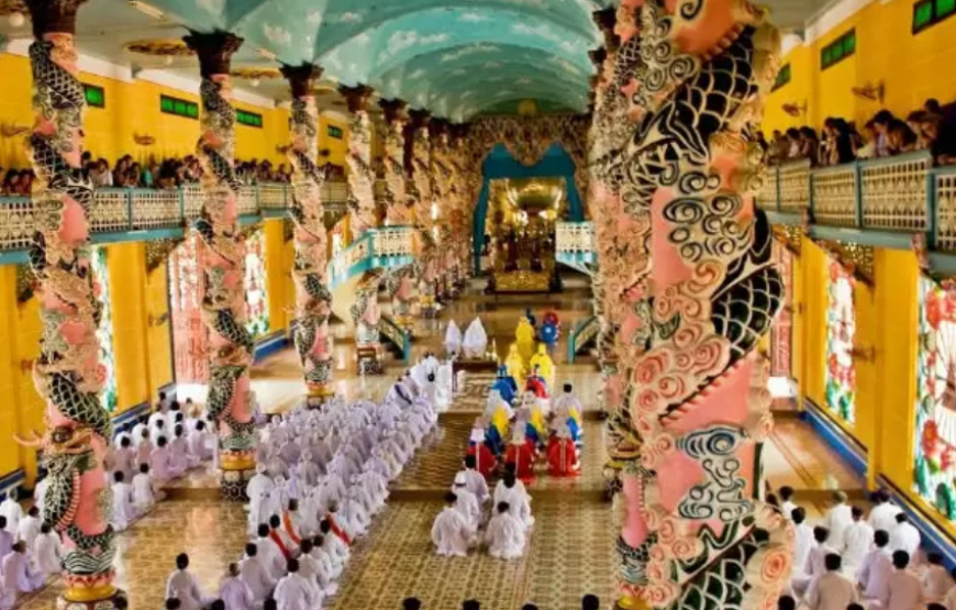 Cao Dai Temple and Cu Chi Tunnels Full Day