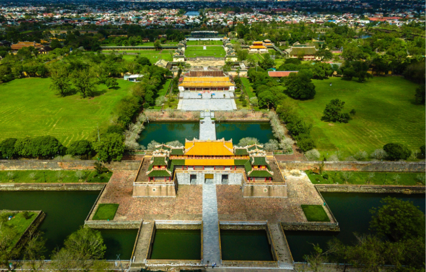 Explore Danang, Hoian, Hue, and Bana Hills 4 Days 3 Nights