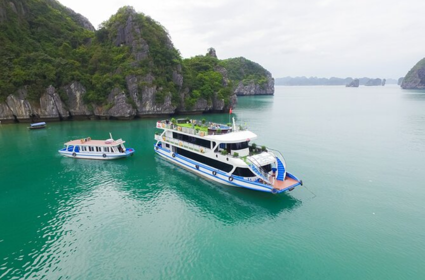  Discover Halong Bay on the Jade Sails Luxury Cruise: A Journey Like No Other