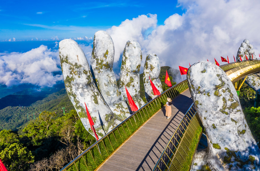 Day 10: Danang – Bana Hill – Golden Brigde   [B/L/]