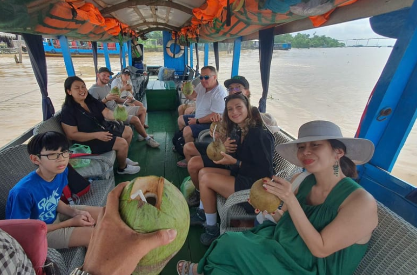 Day 9: HCM – Mekong Delta full day (B/L)