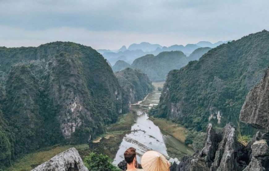 Ninh Binh Private Tour to Hoa Lu Tam Coc Mua Cave