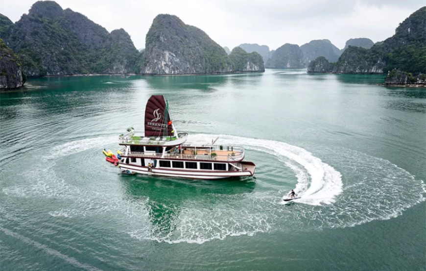 Serenity Luxury Daily Cruise in Lan Ha Bay