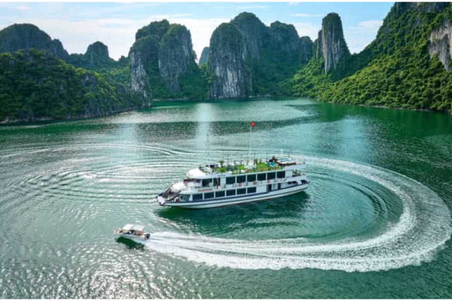 Halong Bay Day Cruise 8 Hours