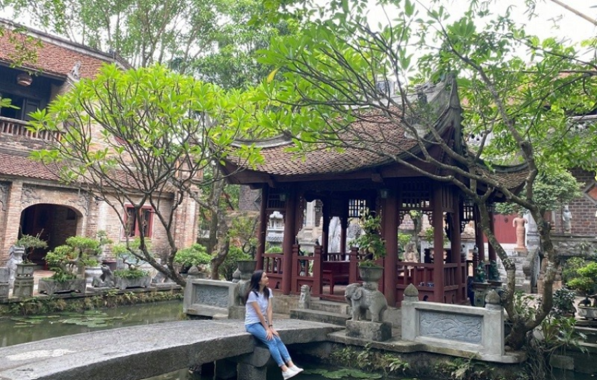 Thanh Chuong Viet Palace Day Tour