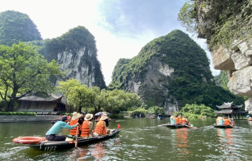 Tour Hoa Lu Trang An Mua Cave Full Day