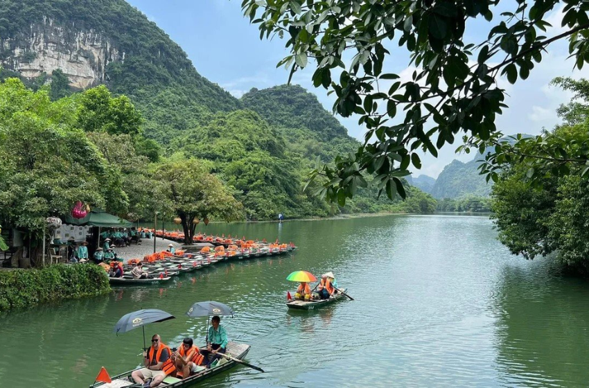 Discover the Best of Ninh Binh with Tour Bai Dinh Trang An Mua Cave Full Day