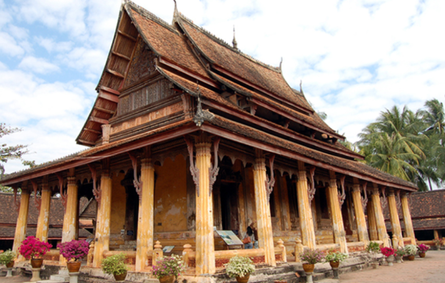 Discover the Best of Vietnam to Laos in 10 Days