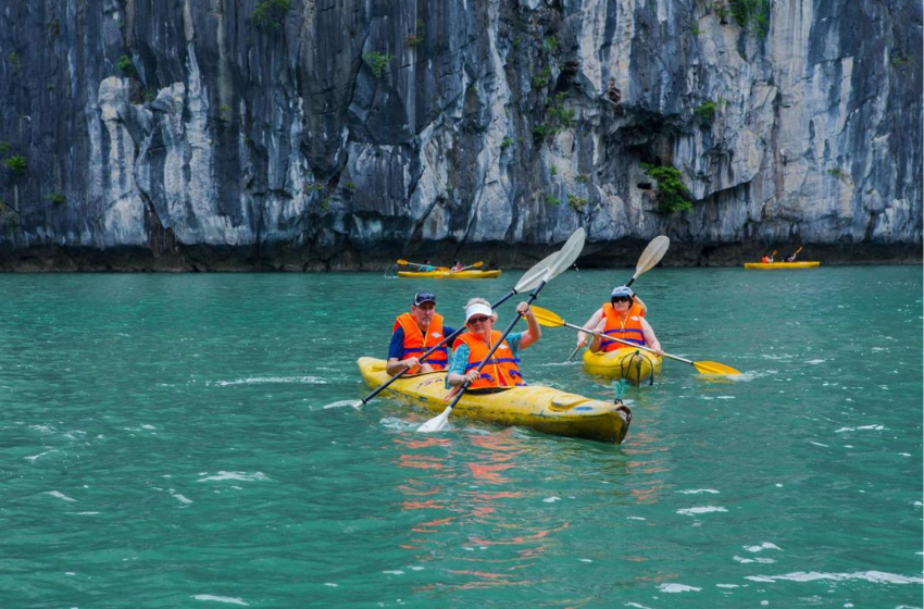 Day 3:  Hanoi  – Halong bay – Amazing cave – Titop island – Luon Cave – Kayaking  [B/L/] 