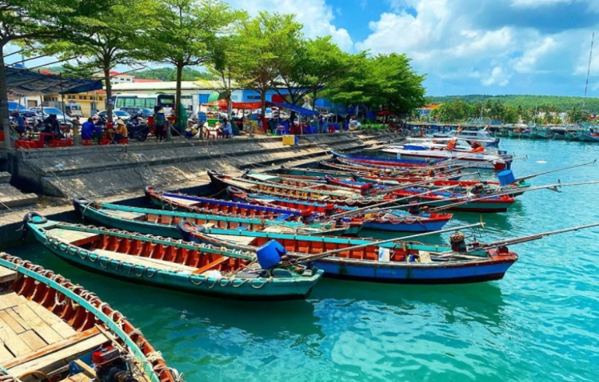 Phu Quoc 3 Island Tour Gam Ghi and Mong Tay to May Rut Island