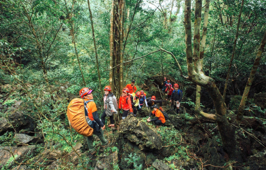 Abandoned Valley Trekking in Jungle Tour